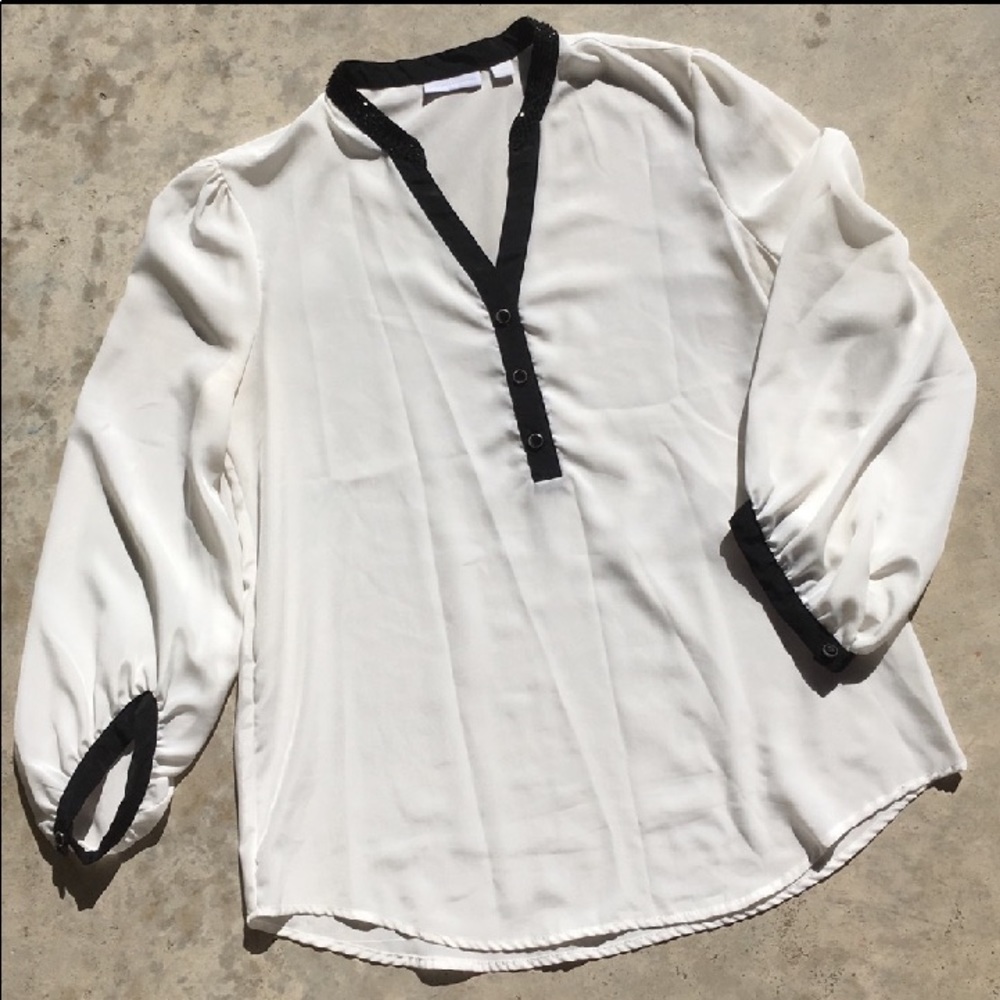 New York & Co Beaded blouse sz XS